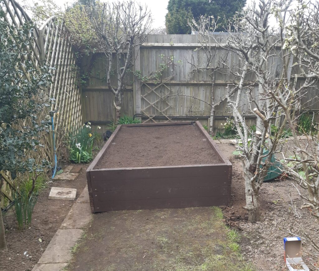 Scaffold board raised beds