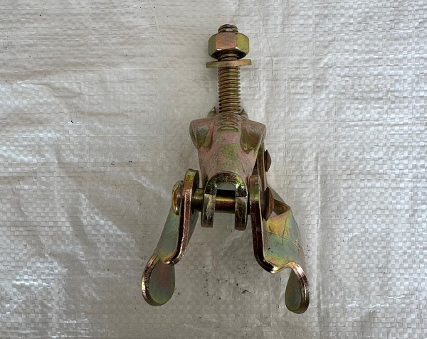 Oyster Scaffold Coupler | Connects Transoms to Ledger Tubes