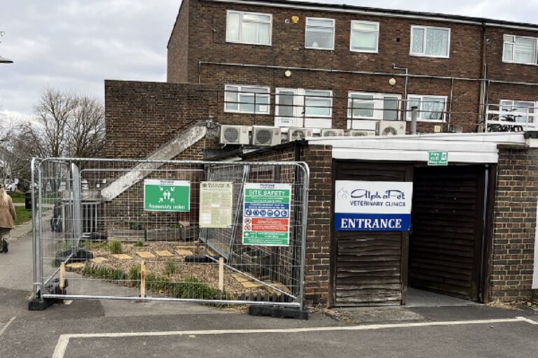 Ensuring site safety with Heras fencing Bognor Regis