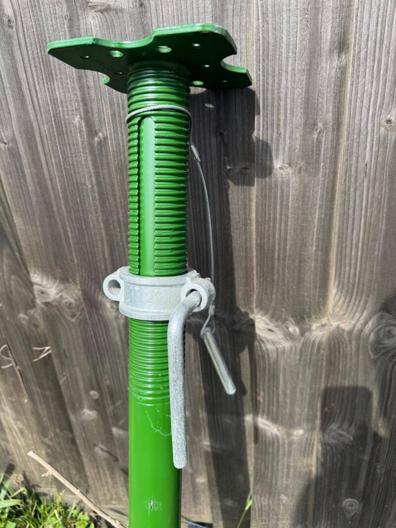 Size 2 acrow prop threaded adjustment collar and crank handle